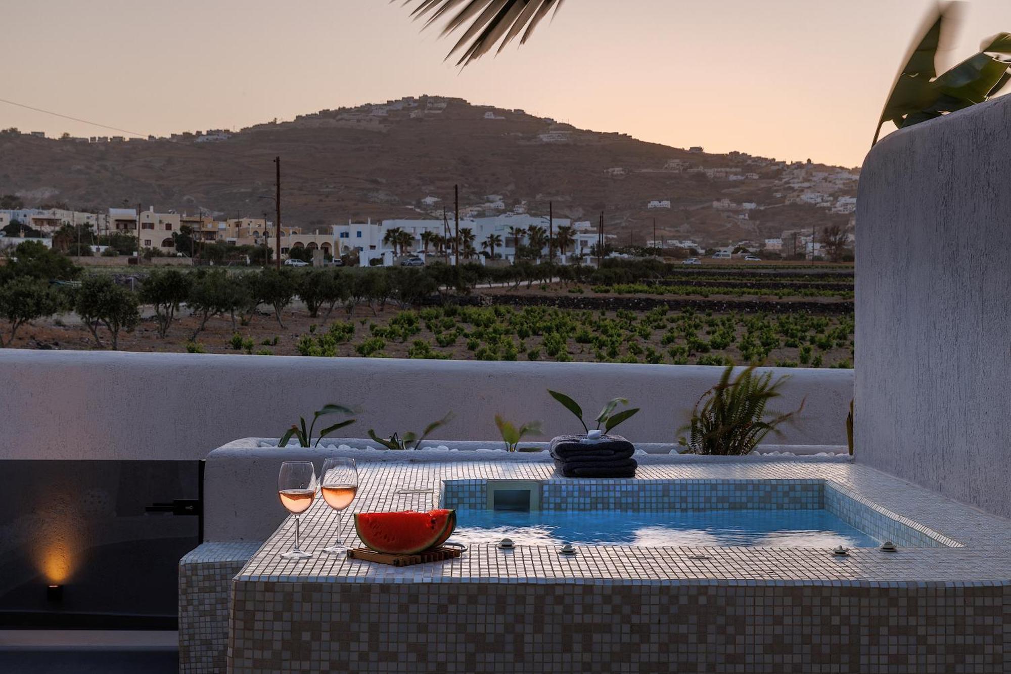 Aja Retreat Luxury Suites Kamári Eksteriør bilde